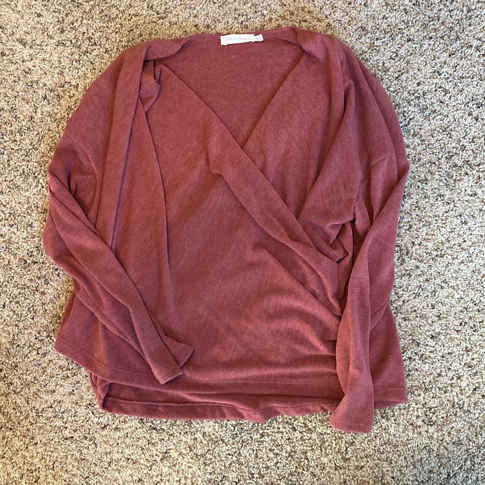 Boutique sweater size XL Great condition!